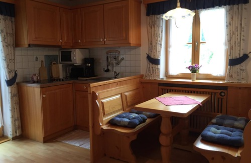 Weissbach an der Alpenstrasse Apartment | Vacation apartment in quiet centr. Location in the Berchtesgadener Land with unobstructed mountain views