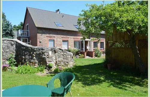 Borrentin Apartment | Vacation apartment 1 - Green idyll