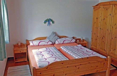 Schleching Apartment | Vacation apartment 1, up to 5 persons, 65 sqm, 2 separate bedrooms