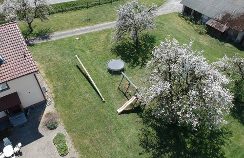 Rulfingen Apartment | Vacation apartment 1 | Ferienhof Hund Mengen | beautiful countryside