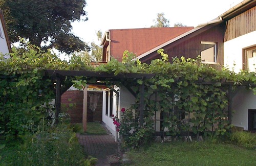 Kotzschenbroda Oberort Apartment | Vacation apartment 1 - in the Jägerhof guest house