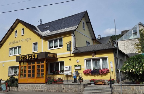 Gebersdorf Apartment | Vacation apartment 2 - Holiday home - Hotel Steiger