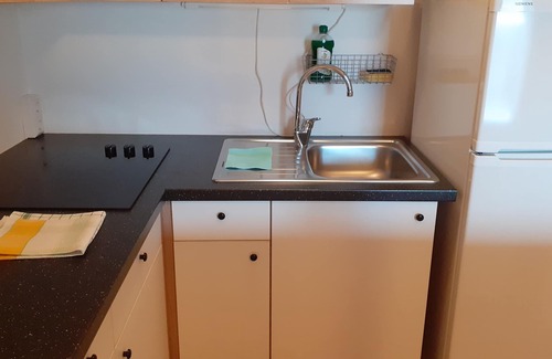 Tirolo Apartment | Vacation apartment 2 Lindebauer(50m² apartment), cozy vacation apartment in Dorf Tirol