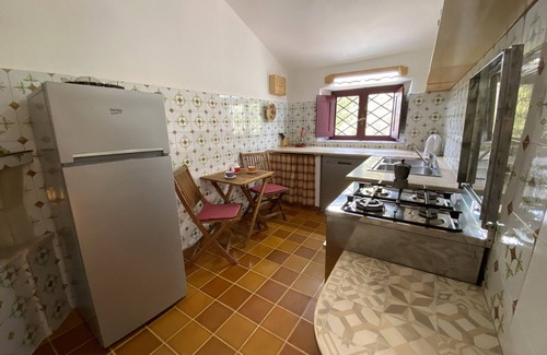 Galtelli Apartment | Vacation apartment 3 bedrooms, family-friendly, close to the sea, nature
