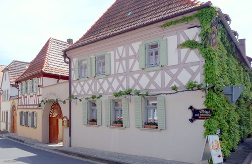 Sommerach Apartment | Vacation apartment (35sqm) for 2 people with free WLAN