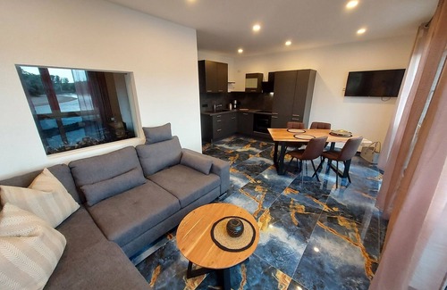 Kelheim Apartment | Vacation apartment 50sqm with outdoor whirlpool
