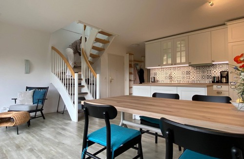 Buschvitz Apartment | Vacation apartment 51 - Idyllic living on two floors at Boddenhof Stedar