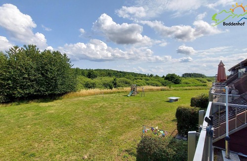 Buschvitz Apartment | Vacation apartment 52 - Idyllic apartment for 5 with two sleeping areas & WLAN