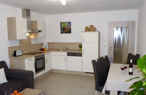Kollnburg Apartment | Vacation apartment (65sqm) with east-facing balcony and south-west-facing balcony