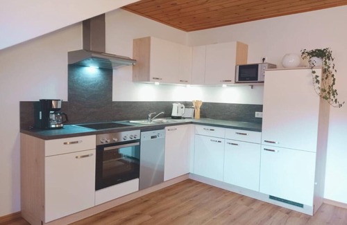 Kollnburg Apartment | Vacation apartment (65sqm) with east-facing balcony and south-west-facing balcony