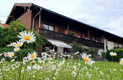 Bad Endorf Apartment | Vacation apartment 7, 43 sqm, spacious studio on the top floor with loggia