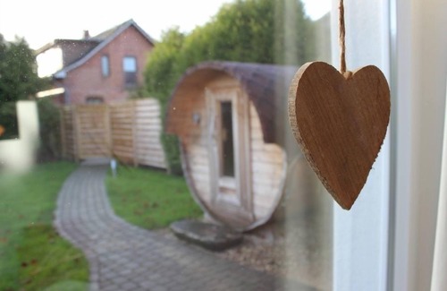 Schwackendorf Apartment | Vacation apartment/apartment for 6 guests with 120m² in Hasselberg (270656)