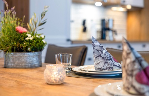 Monkebull Apartment | Vacation apartment/apartment for 6 guests with 80m² in Langenhorn (296515)