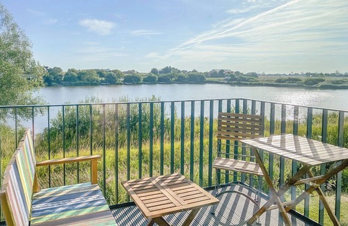 Norderhafen Apartment | Vacation apartment Auszeit am Deich on Nordstrand for up to 4 people