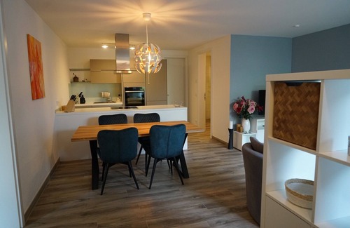 Wolkersdorf Apartment | Vacation apartment Abendsonne for up to four people