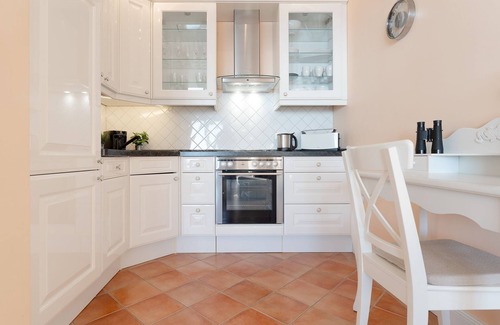 Alt-Travemunde/Ronnau Apartment | Vacation apartment/apartment for 3 guests with 43m² in Travemünde (294131)