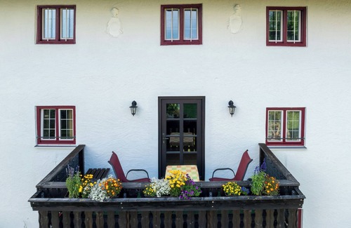 Meisham Apartment | Vacation apartment Am Wasserrad Ost, 94sqm, 1 bedroom, south-facing balcony