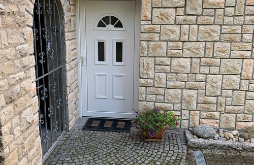Bruhlervorstadt Apartment | Vacation apartment Am Luisenpark