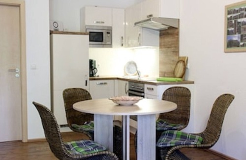 Zutzen Apartment | Vacation apartment Am Obstbaum "Apple"