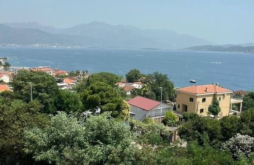 Denovici Apartment | Vacation apartment/apartment for 4 guests with 120m² in Denovici (267309)