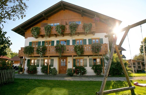 Bobing Apartment | Vacation apartment/apartment for 5 guests with 75m² in Böbing (115073)