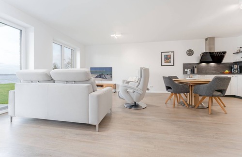 Bosau Apartment | Vacation apartment/apartment for 4 guests with 95m² in Bosau (294600)