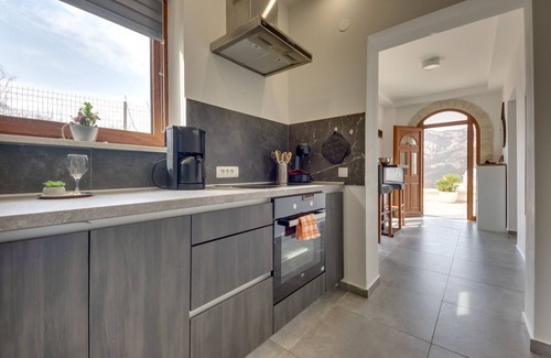 Bar Apartment | Vacation apartment/apartment for 4 guests with 108m² in Zupci (264266)