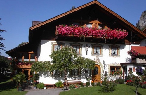 Nesselwaengle Apartment | Vacation apartment Sonnensuite 1 - Försterhof