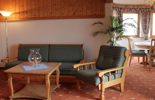 Obervellach House | Vacation apartment Karawankenblick - Almgasthof Himmelbauer