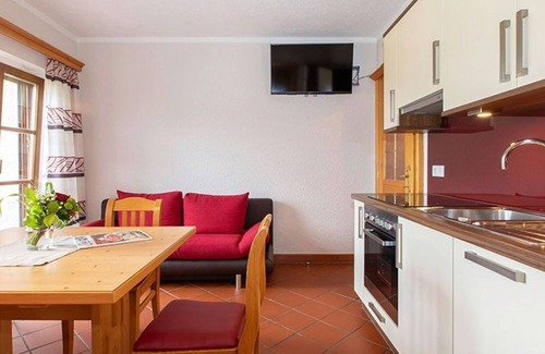 Sankt Lorenz Apartment | Vacation apartment Mondsee - Landhaus Widlroither