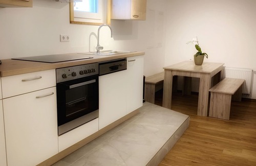 Laufen Apartment | Vacation apartment Bann Amarita near Szbg. 65 sqm 2 bedrooms, kitchen, bathroom