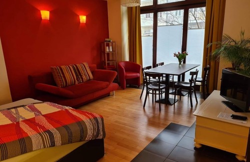 Oberschoneweide Apartment | Vacation apartment Benky 1