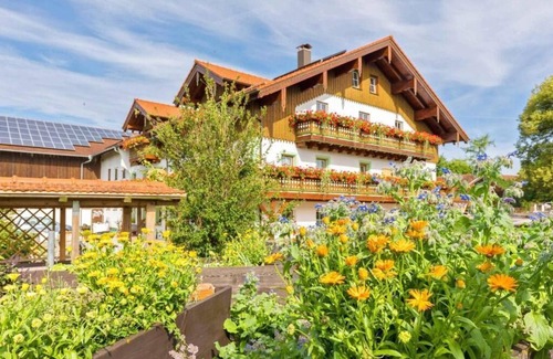 Obing Apartment | Vacation apartment Bergparadies 154 sqm for max. 4 persons
