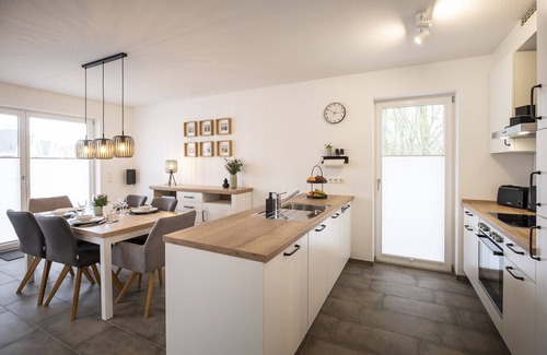 Nordhorn Apartment | Vacation apartment Casa Mila, 2 bedrooms, sauna, whirlpool, terrace and garden