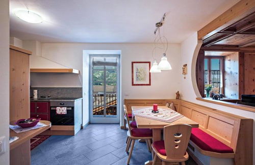 Tesero Apartment | Vacation Apartment Casa Stella with Balcony, Mountain View & Wi-Fi