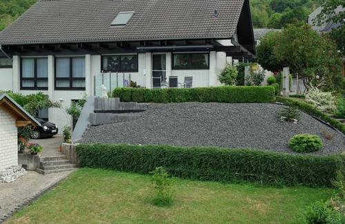 Burgen Apartment | Vacation apartment Claudia Grasnick