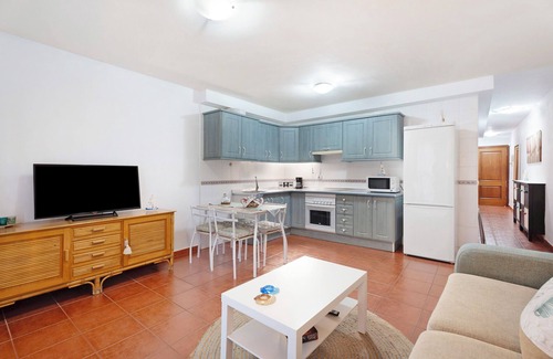 La Jaca Apartment | Vacation Apartment 'Coral' with Wi-Fi
