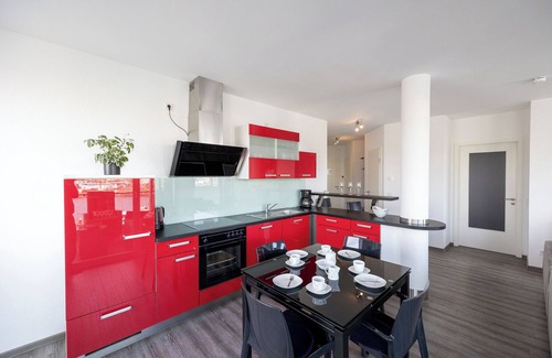Mitte-Sud Apartment | Vacation apartment Hafenblick. Elegant and modern,