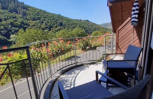 Ediger Apartment | Vacation apartment/apartment for 4 guests with 70m² in Ediger-Eller (157101)