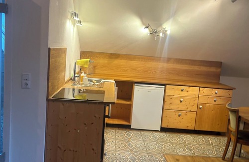 Flammersfeld Apartment | Vacation apartment Apfelbaum in the guest & people and nature