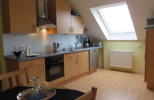 Grossheubach Apartment | Vacation apartment "Churfranken" with cozy covered balcony| 4 stars