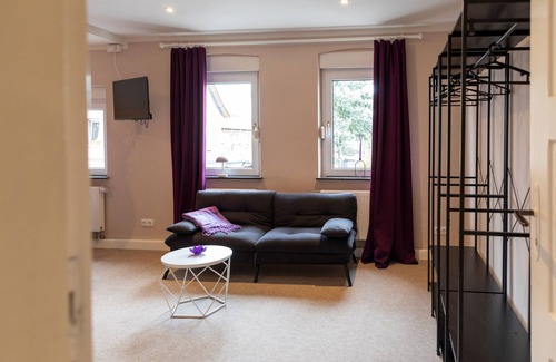 Lauchhammer Apartment | Vacation apartment Sophie - Holiday home Enessa