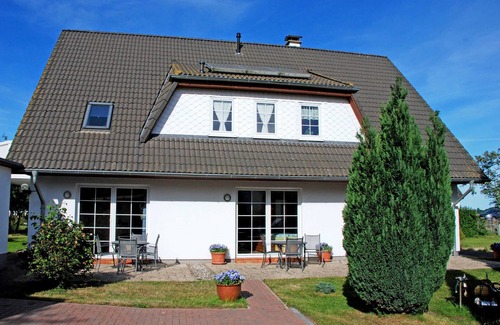 Middelhagen Apartment | Vacation apartment Vilm with sun terrace - Holiday apartments on the Hagenschen Wiek