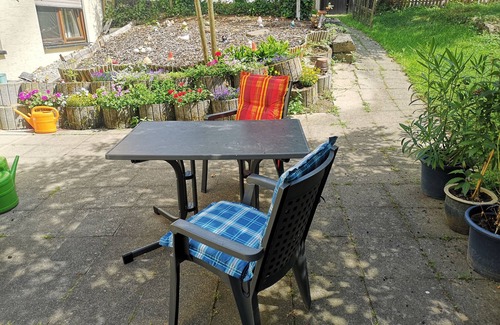 Niedernhall Apartment | Vacation apartment in a quiet location by the stream