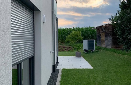 Steisslingen Apartment | Vacation apartment with separate entrance