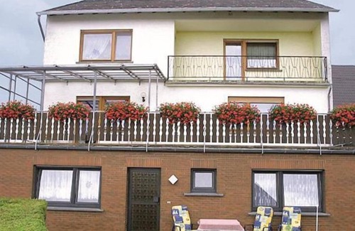 Strotzbusch Apartment | Vacation apartment Rosa Diedrichs - 4-bed vacation apartment
