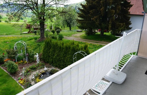 Waldkirchen Apartment | Vacation apartment (85 sqm) with underfloor heating and south-facing balcony