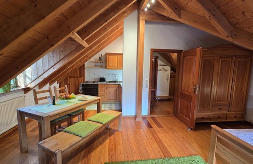 Erlabrunn Apartment | Vacation apartment "Die Reblaus" 60sqm with 1 bedroom for 2 persons