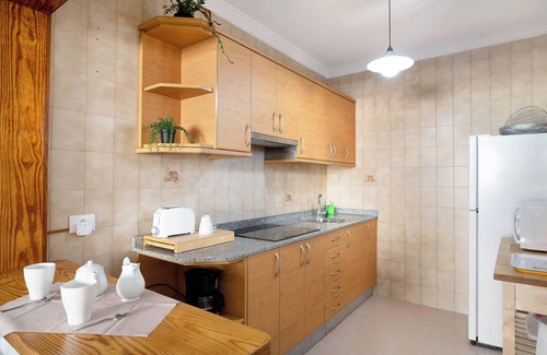 Playa Honda Apartment | Vacation Apartment 'Los Alisios Del Patron' with Mountain View, Private Terrace and Wi-Fi