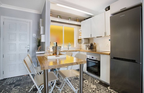 La Quinta Apartment | Vacation Apartment 'Casa Ana' with Sea and Teide View, Shared Pool and Wi-Fi